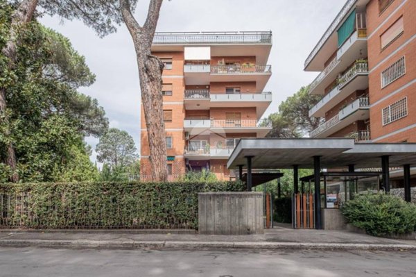 appartamento in vendita a Roma in zona Giuliano Dalmata