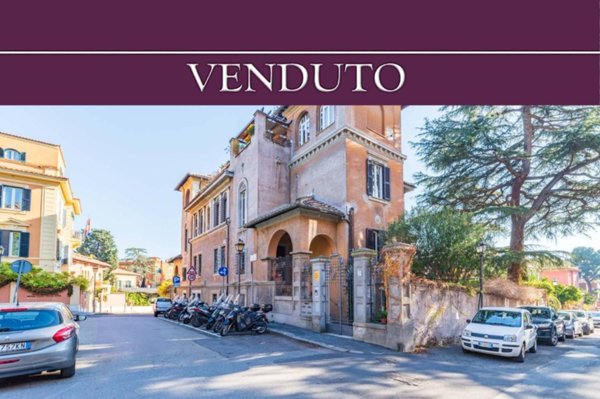 appartamento in vendita a Roma in zona San Saba - Ripa