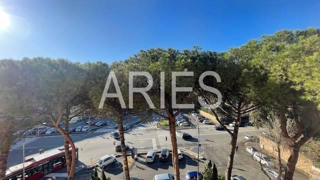 appartamento in vendita a Roma in zona EUR