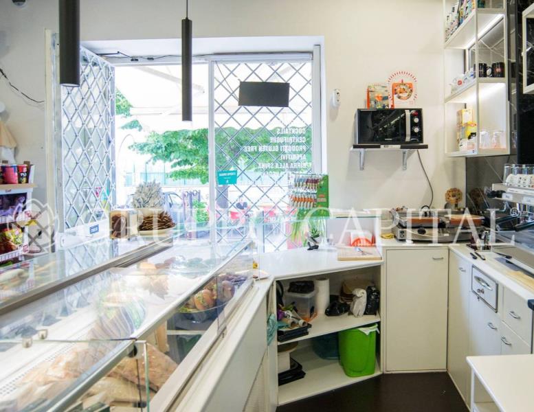 negozio in vendita a Roma in zona Trionfale