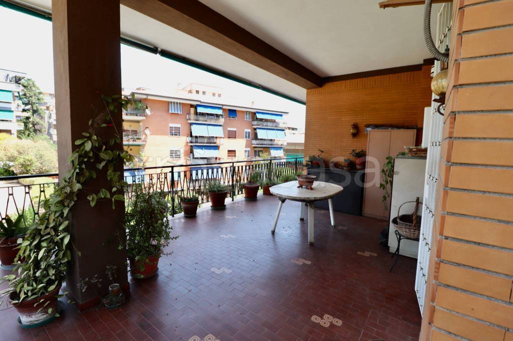appartamento in vendita a Roma in zona Portuense