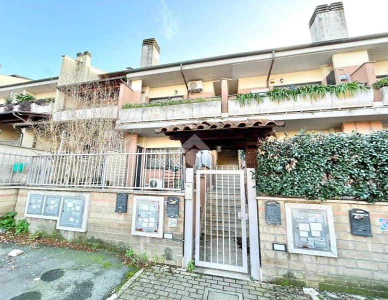 appartamento in vendita a Roma in zona Fonte Laurentina