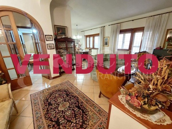 appartamento in vendita a Roma in zona Appio Claudio