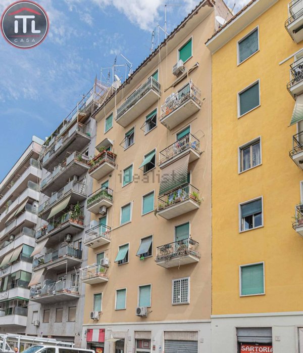 appartamento in vendita a Roma in zona Tuscolano