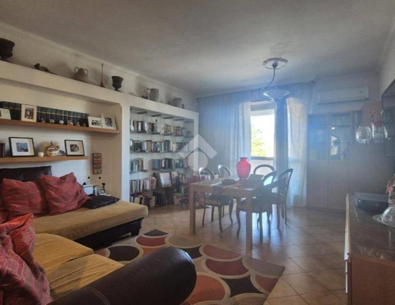 appartamento in vendita a Roma in zona Torre Gaia