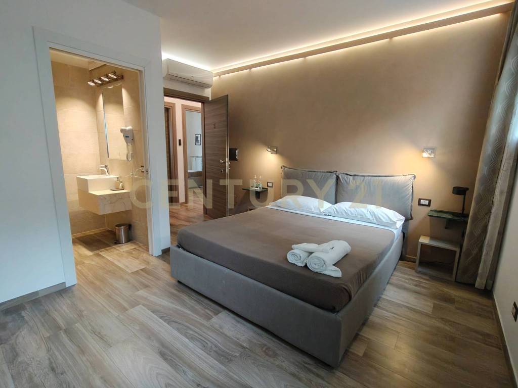appartamento in vendita a Roma in zona EUR
