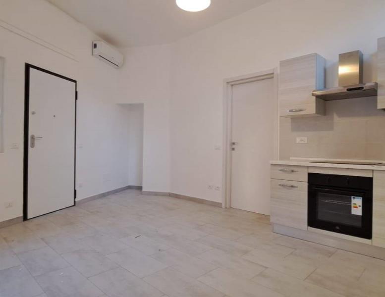 appartamento in vendita a Roma in zona Appio Claudio