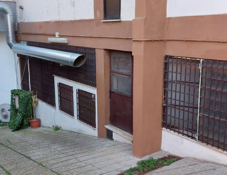 locale commerciale in vendita a Roma