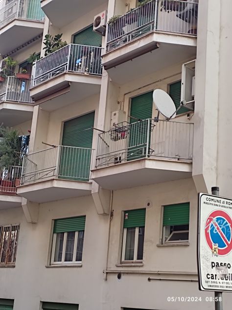 appartamento in vendita a Roma in zona EUR