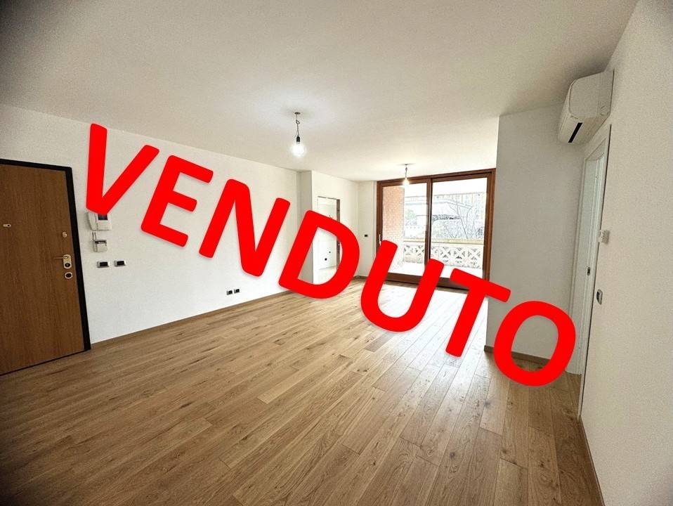 appartamento in vendita a Roma in zona Tor di Quinto