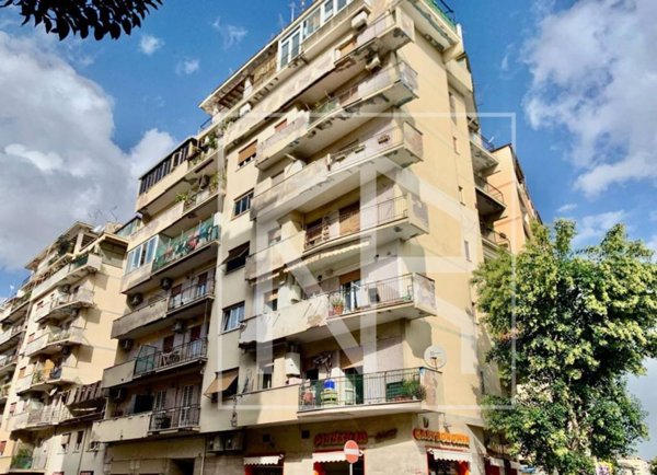 appartamento in vendita a Roma in zona Prenestino-Labicano