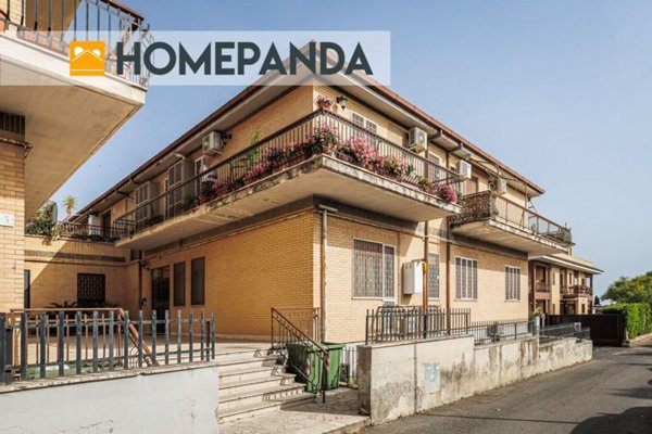 appartamento in vendita a Roma in zona Spallette