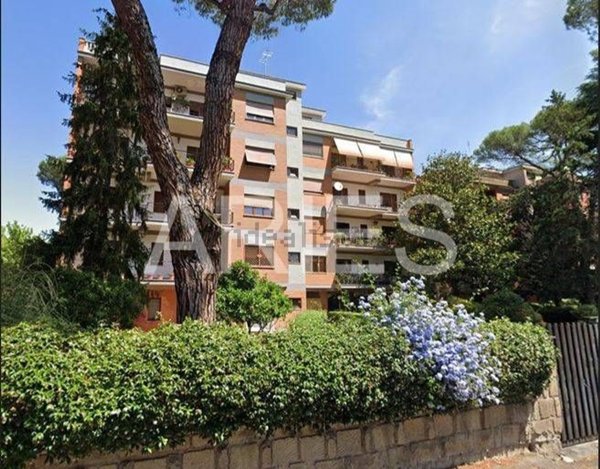 appartamento in vendita a Roma in zona Giuliano Dalmata