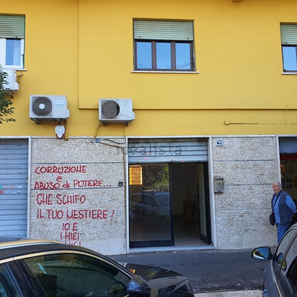 locale commerciale in vendita a Roma in zona Tiburtino