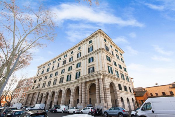 appartamento in vendita a Roma in zona Trastevere
