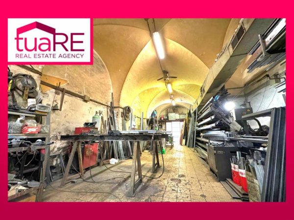 negozio in vendita a Roma in zona Rione Borgo