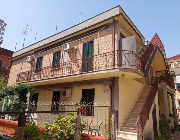 appartamento in vendita a Roma in zona Tor Bella Monaca