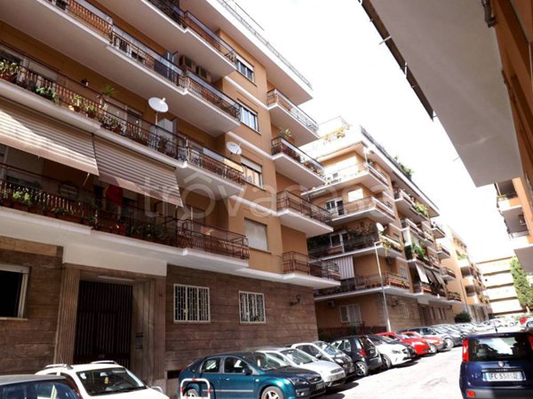appartamento in vendita a Roma in zona Della Vittoria