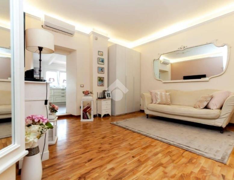 appartamento in vendita a Roma in zona Finocchio