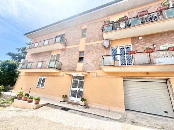 appartamento in vendita a Roma in zona Castel di Leva