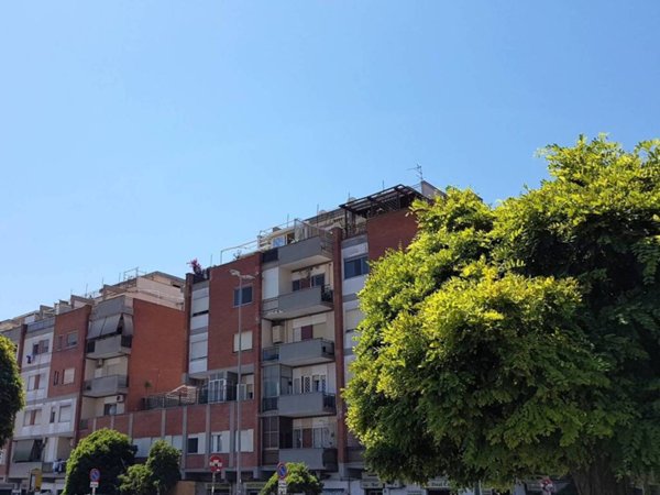 appartamento in vendita a Roma in zona Ostia