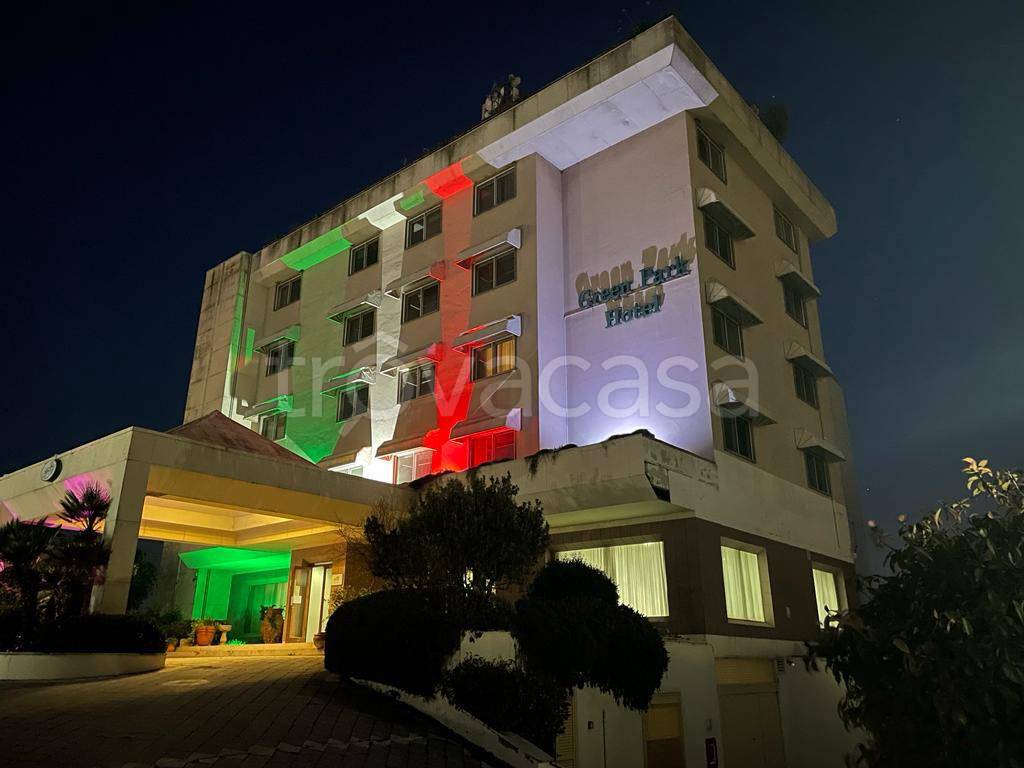 negozio in vendita a Roma in zona Monte Migliore