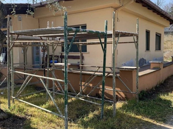 casa indipendente in vendita a Roma in zona Lunghezza