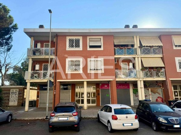 appartamento in vendita a Roma in zona Acilia