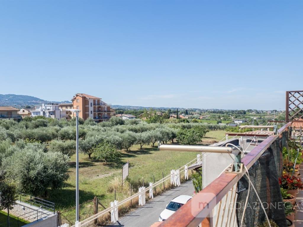 appartamento in vendita a Roma in zona Finocchio