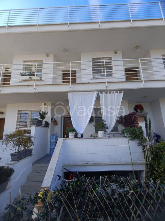 appartamento in vendita a Roma in zona Ostiense