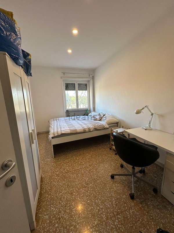 appartamento in vendita a Roma in zona Prenestino-Labicano