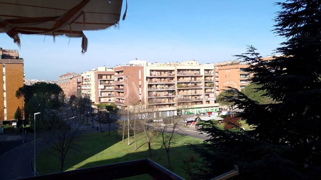 appartamento in vendita a Roma in zona Torrino
