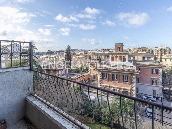 appartamento in vendita a Roma in zona Gianicolense
