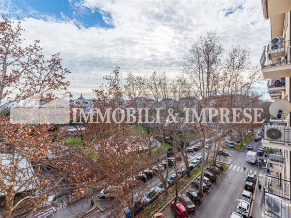 appartamento in vendita a Roma in zona Don Bosco