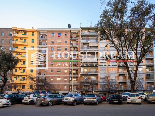 appartamento in vendita a Roma in zona Portuense