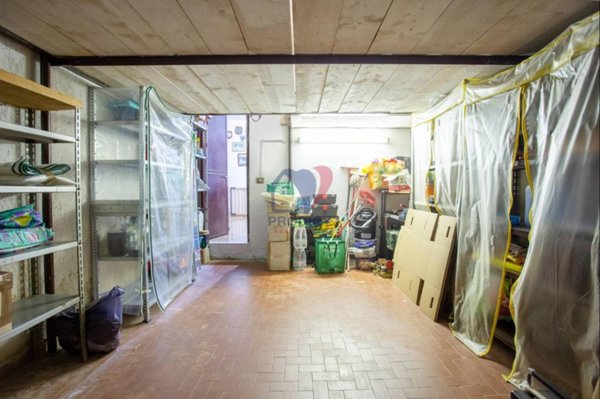 appartamento in vendita a Roma in zona Torrione Cerquetta