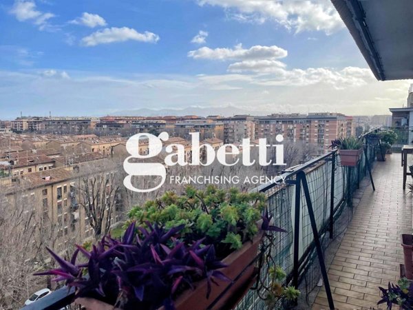 appartamento in vendita a Roma in zona Collatino