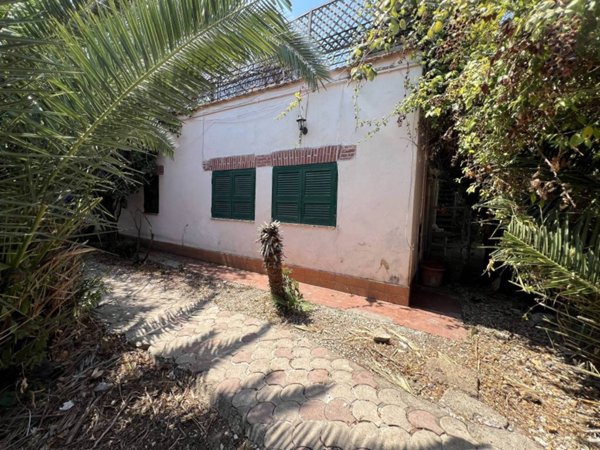 terreno agricolo in vendita a Roma in zona Infernetto