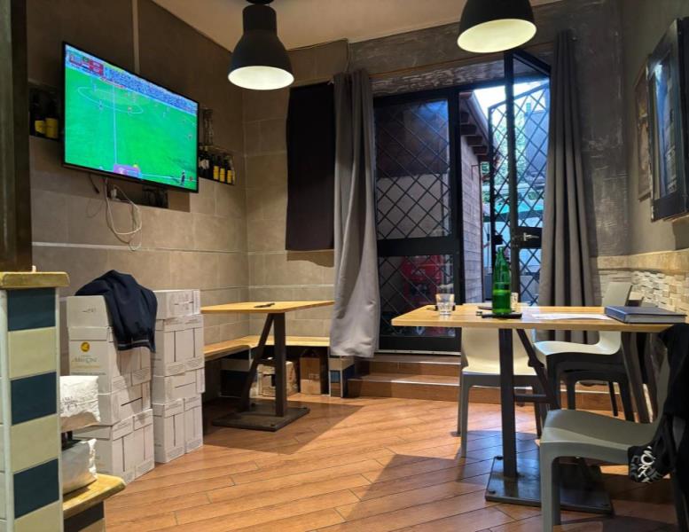 negozio in vendita a Roma in zona Prenestino-Centocelle