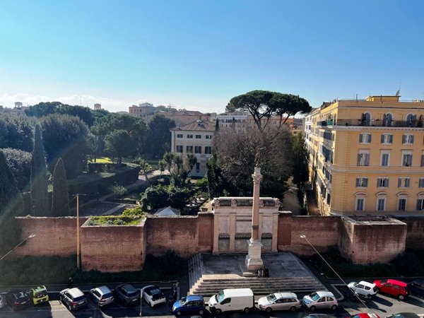 appartamento in vendita a Roma in zona Campo Marzio