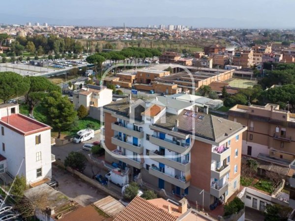 appartamento in vendita a Roma in zona Romanina