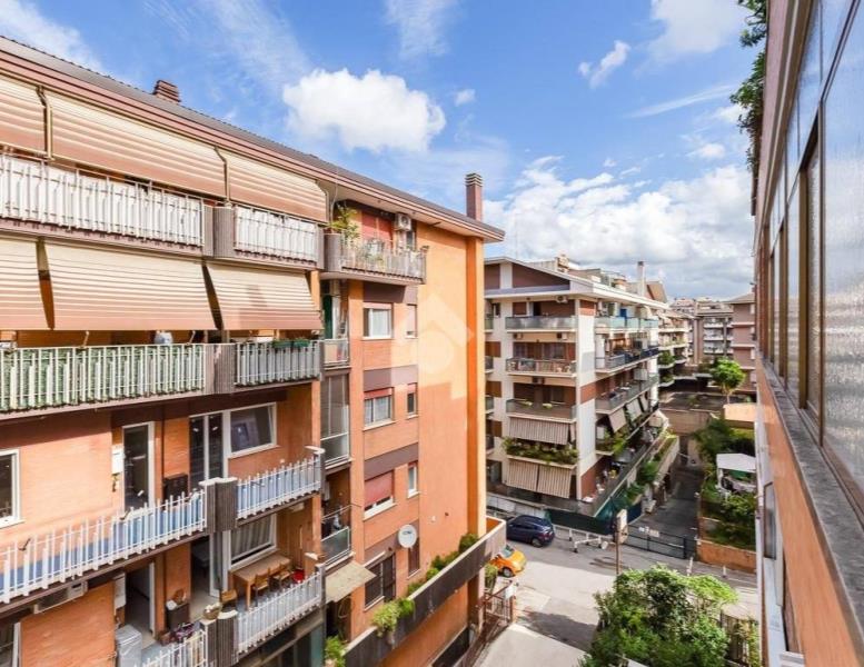 appartamento in vendita a Roma in zona Collatino