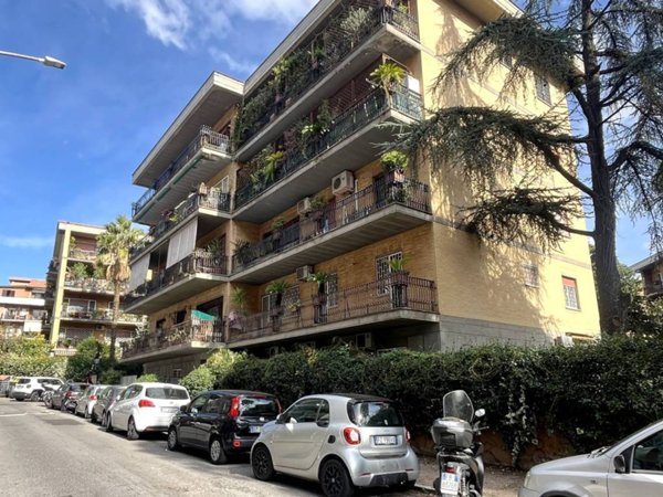 appartamento in vendita a Roma in zona Monte Sacro/Talenti