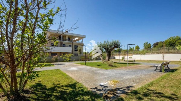 appartamento in vendita a Roma in zona Acilia