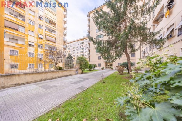 appartamento in vendita a Roma in zona Don Bosco