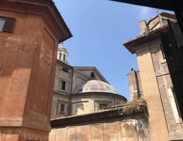 appartamento in vendita a Roma in zona Parione/Sant'Eustachio