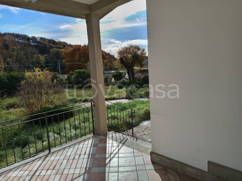 casa indipendente in vendita a Roma in zona Osteria Nuova