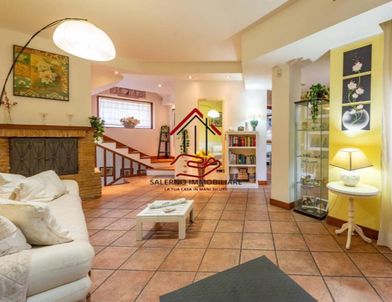 casa indipendente in vendita a Roma in zona Infernetto