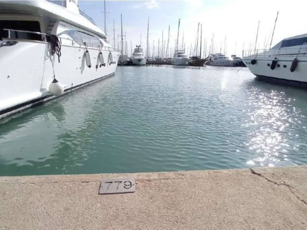 negozio in vendita a Roma in zona Ostia