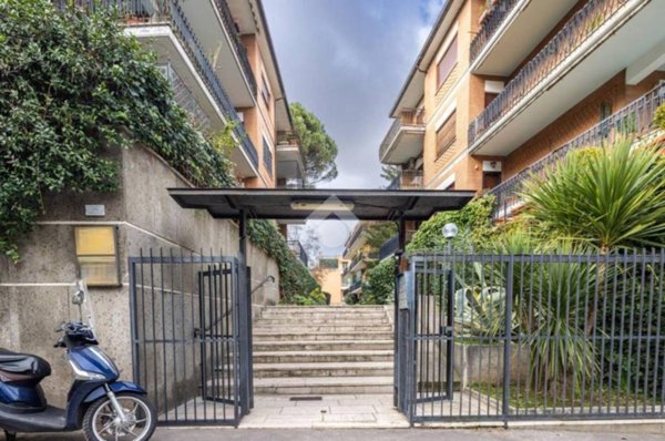 appartamento in vendita a Roma in zona Aurelio
